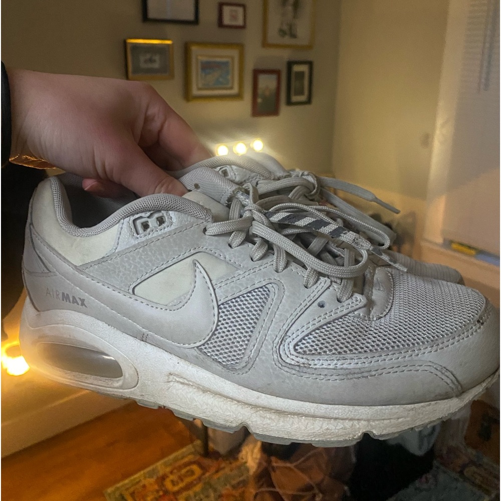 Grey NIKE airmax